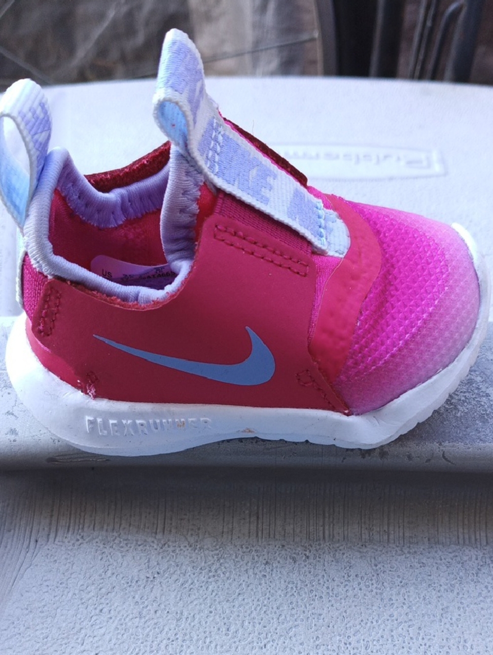 Nike Infant Pink Gradient Flexrunners - Picture 2 of 6
